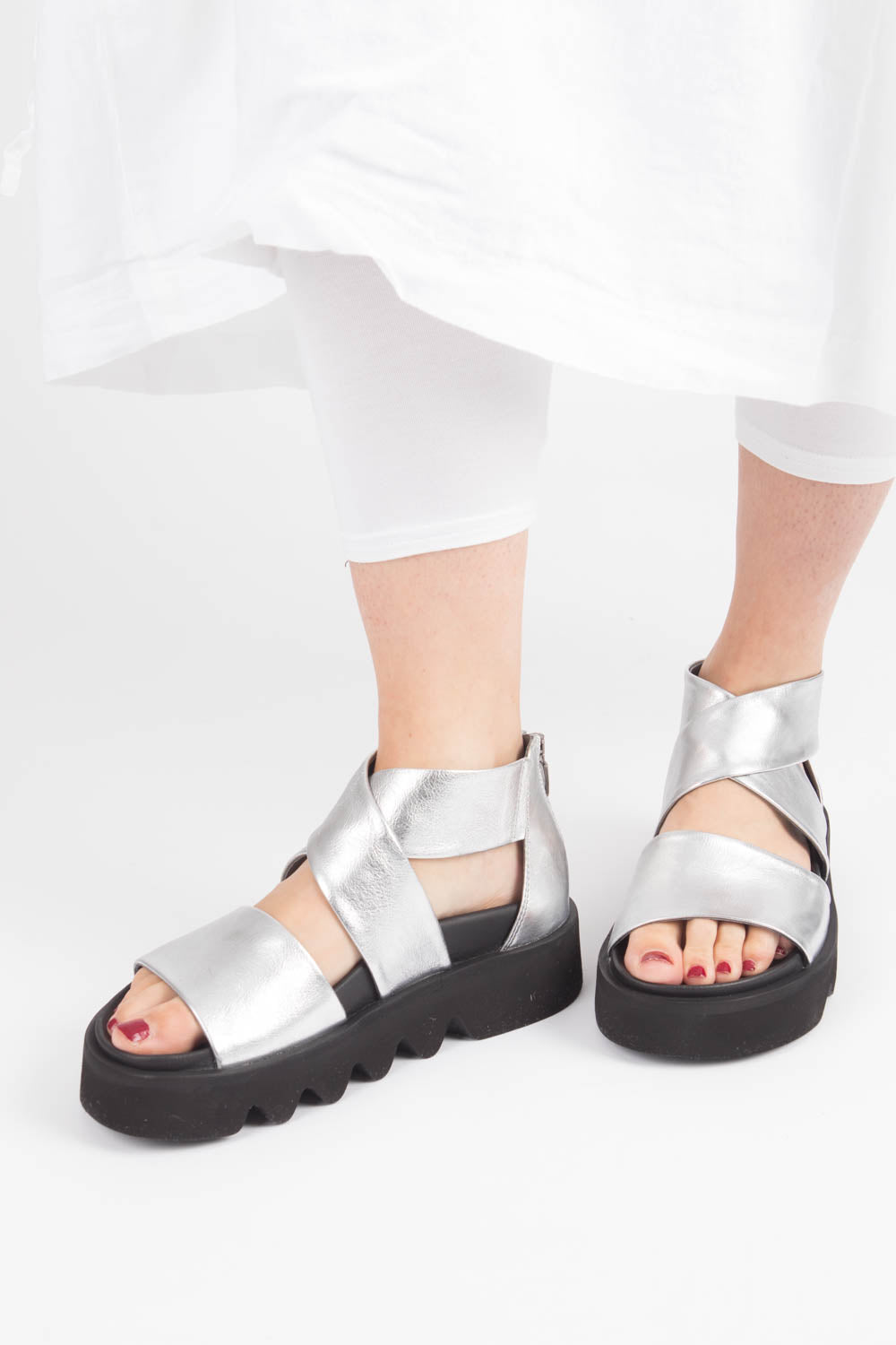 Lofina Sandal