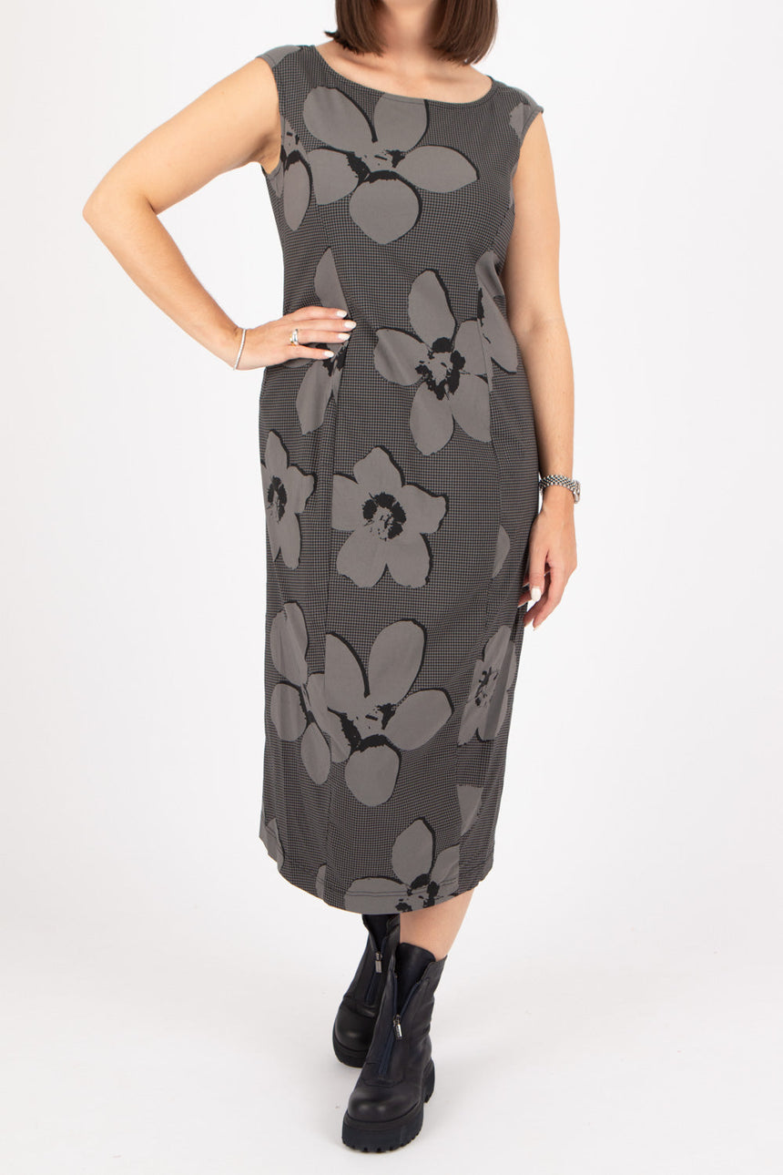 Walkers.Style | Ladies Fashion Boutique | Studio Rundholz
