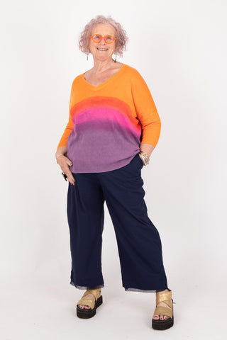 Estheme Sunset V-Neck Pullover