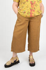 By Basics Wide Pants Short