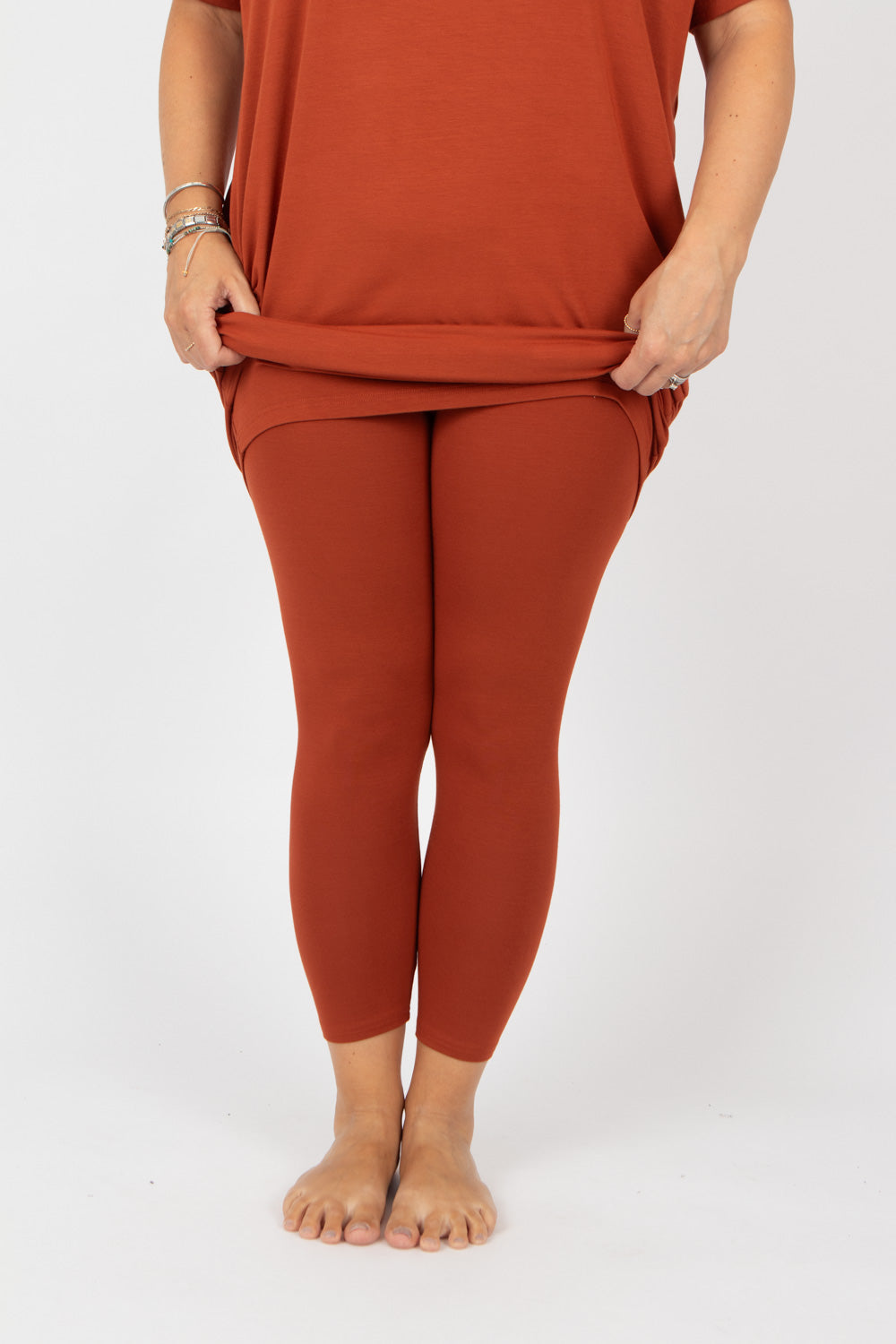 By Basics Bamboo Cropped Leggings
