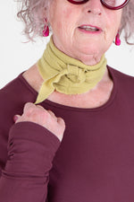 By Basics Small Triangle Necktie