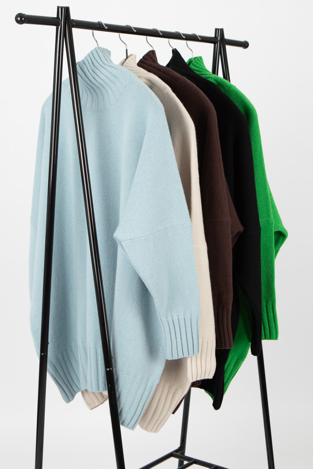 Capra Studio Juno Pullover