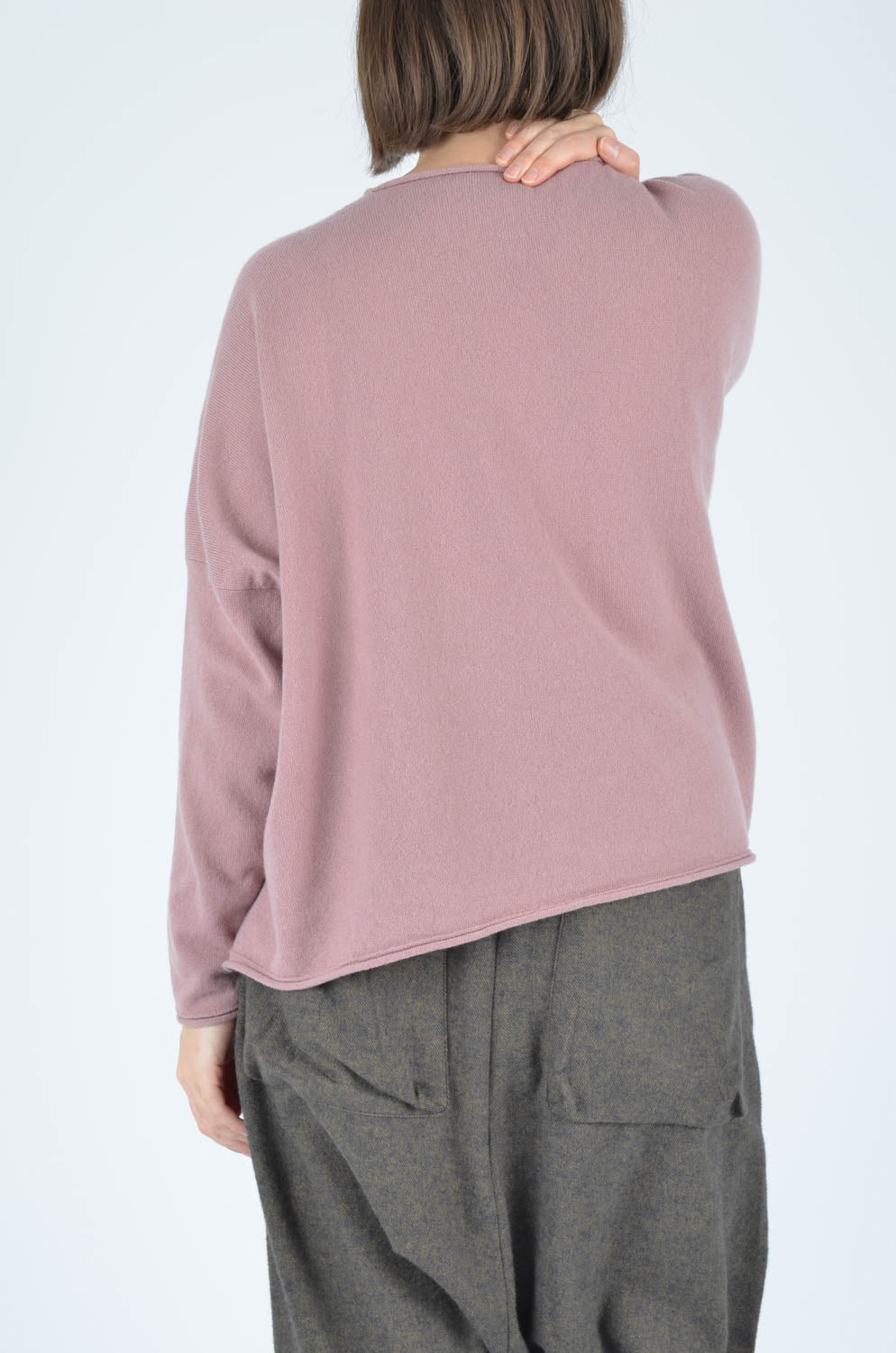 Capra Studio Una Short Pullover