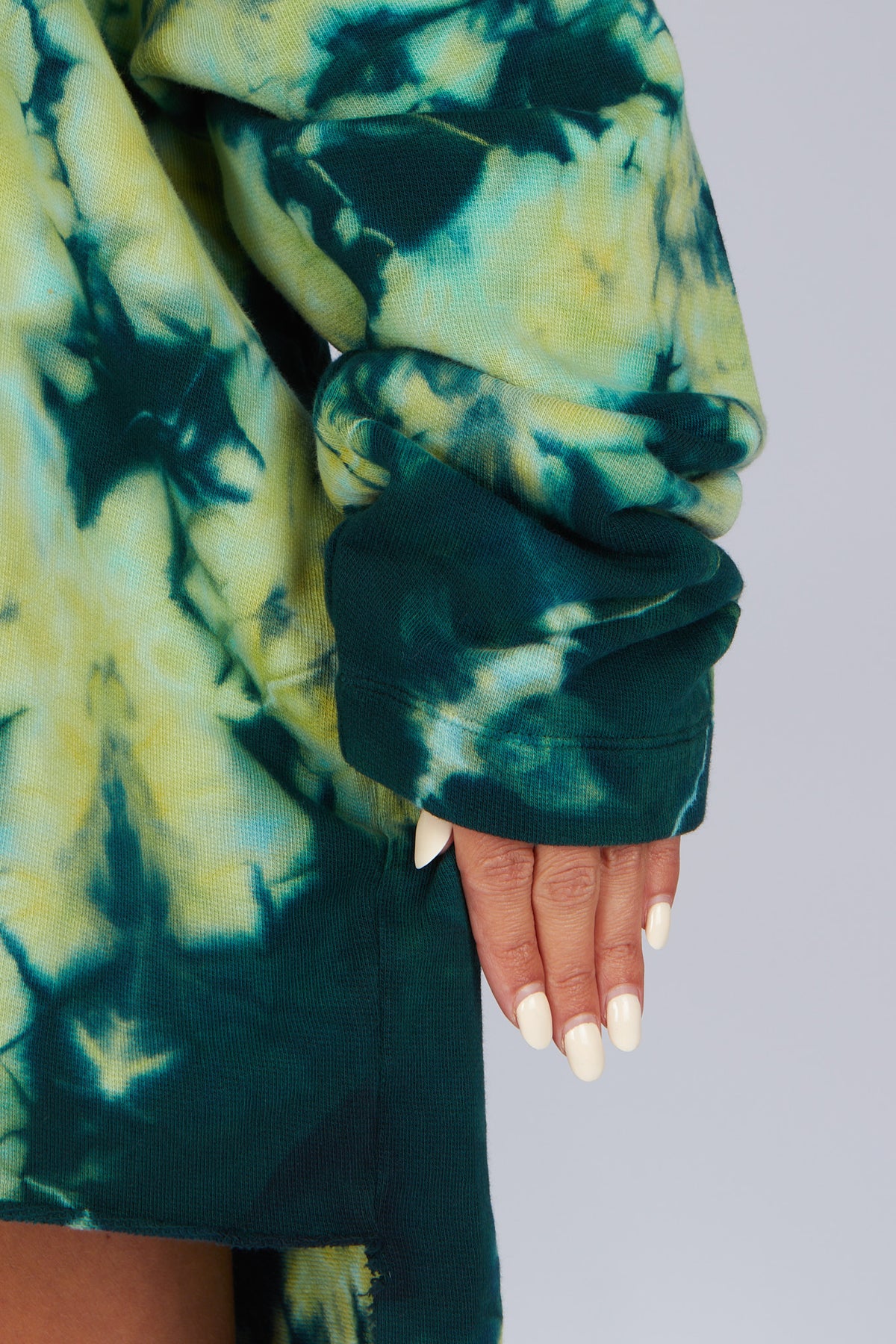 Estudio Viva Catarina Tie Dye Sweater (Green Dye)
