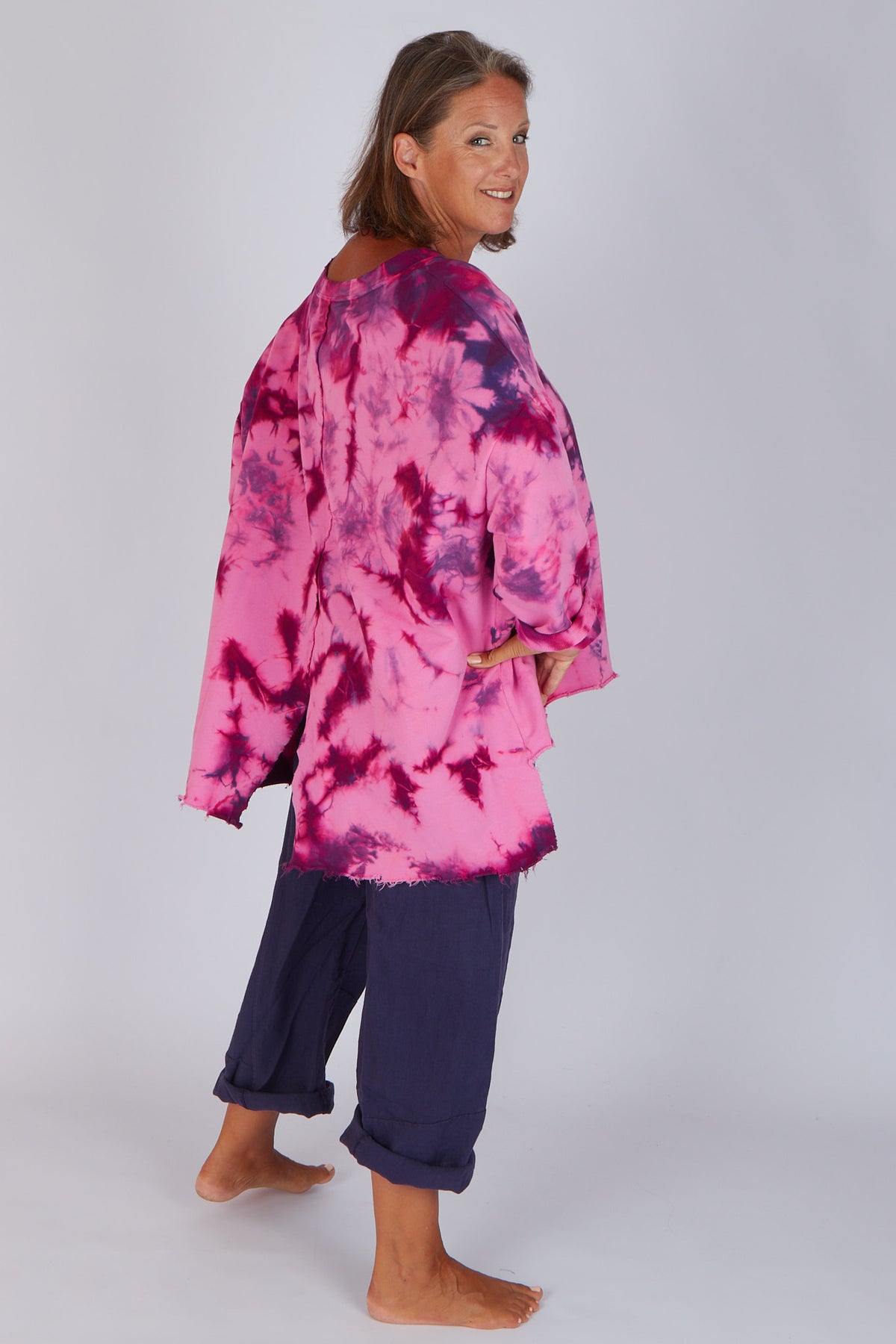 Estudio Viva Catarina Tie Dye Sweater (Pink Tie Dye)