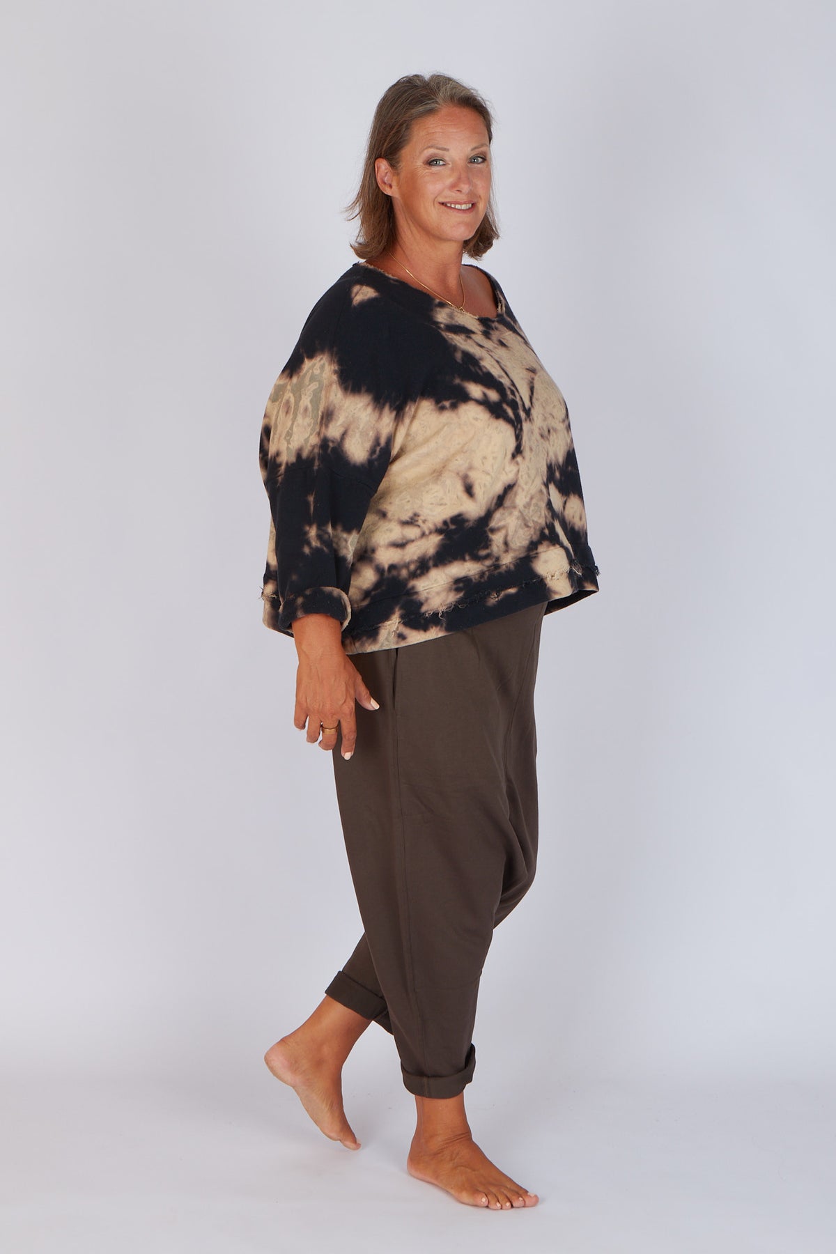 Estudio Viva Sofia Tie Dye Sweatshirt (Black Tie Dye)