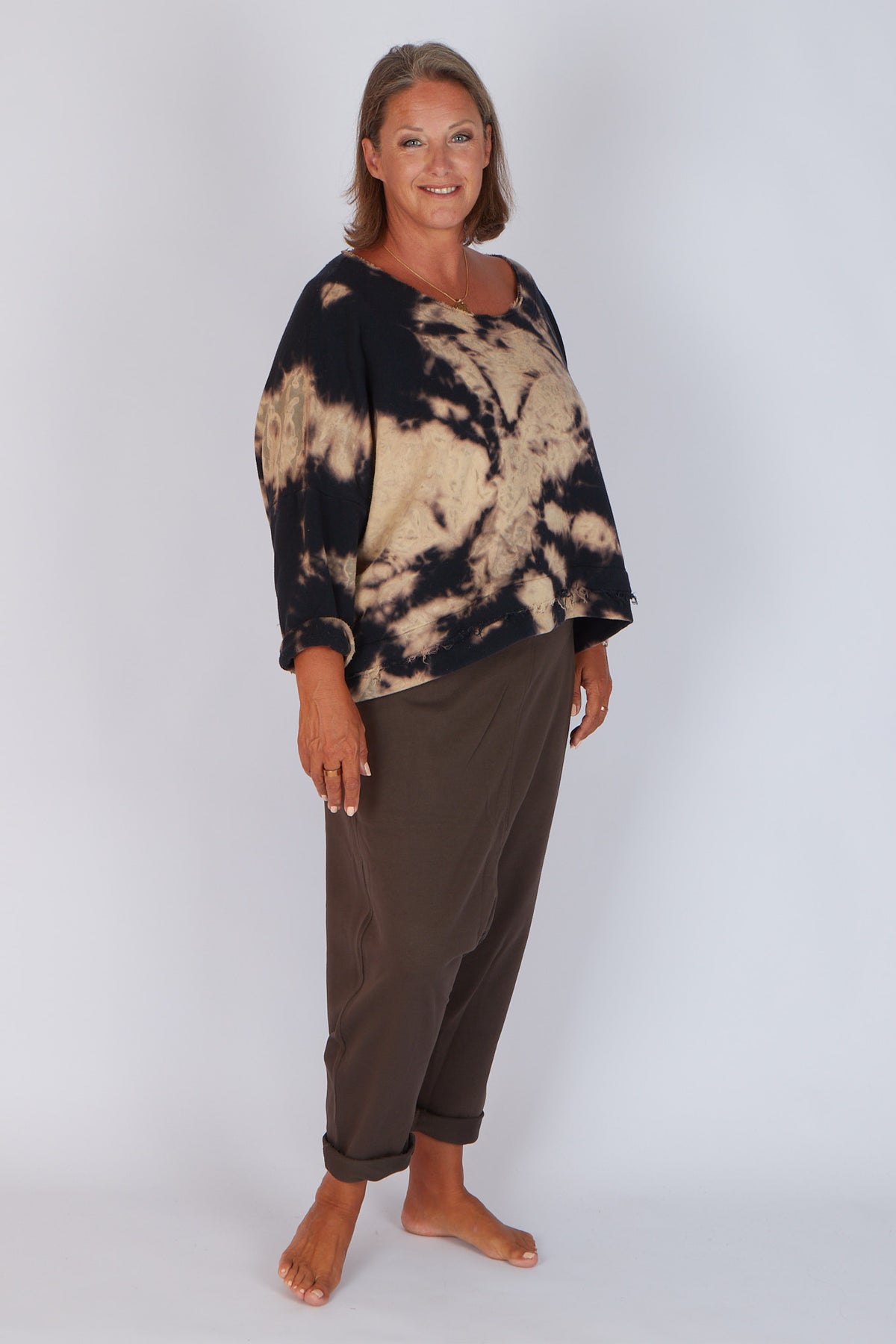 Estudio Viva Sofia Tie Dye Sweatshirt (Black Tie Dye)