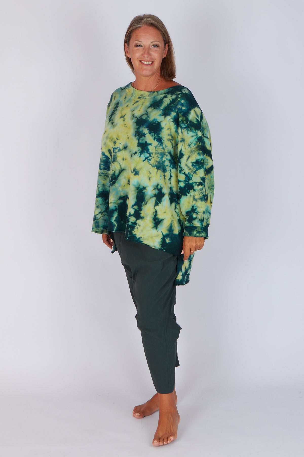 Estudio Viva Catarina Tie Dye Sweater (Green Dye)
