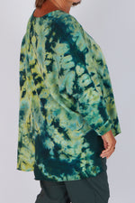 Estudio Viva Catarina Tie Dye Sweater (Green Dye)