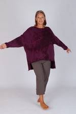 Estudio Viva Catarina Tie Dye Sweater (Berry Tie Dye)