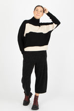 Estheme Two Tone Wave Pullover