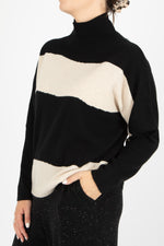 Estheme Two Tone Wave Pullover