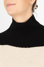 Estheme Two Tone Wave Pullover