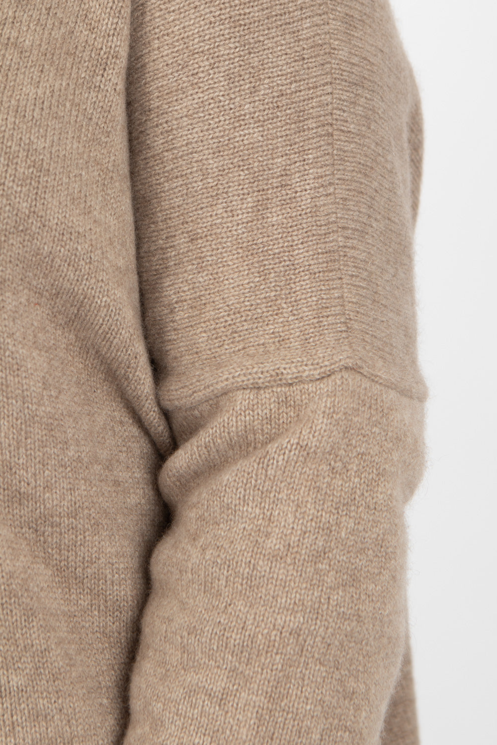 Capra Studio Juno Pullover