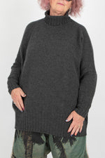 Capra Studio Juno Pullover