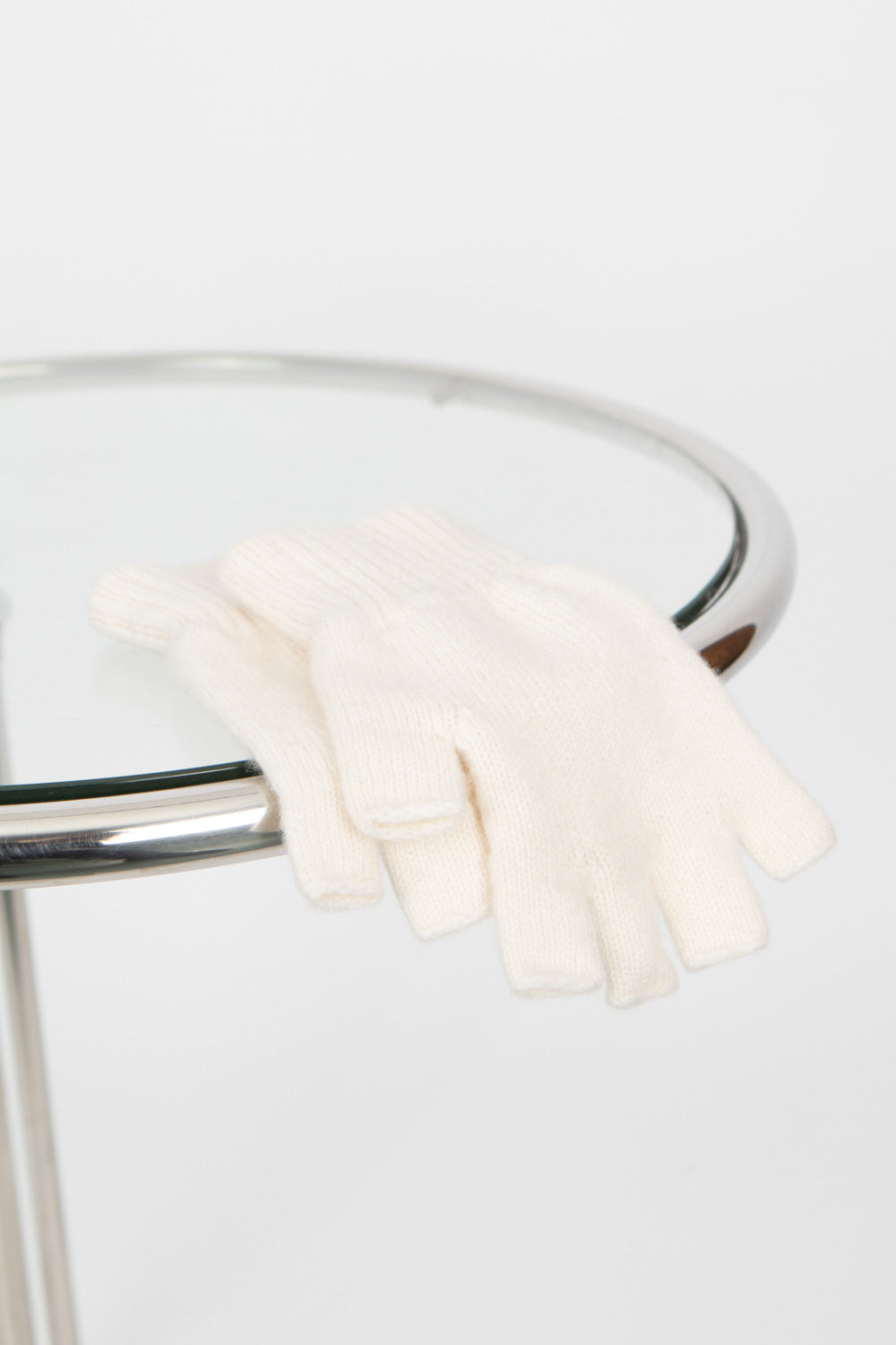 Capra Studio Vio Fingerless Glove