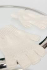 Capra Studio Vio Fingerless Glove