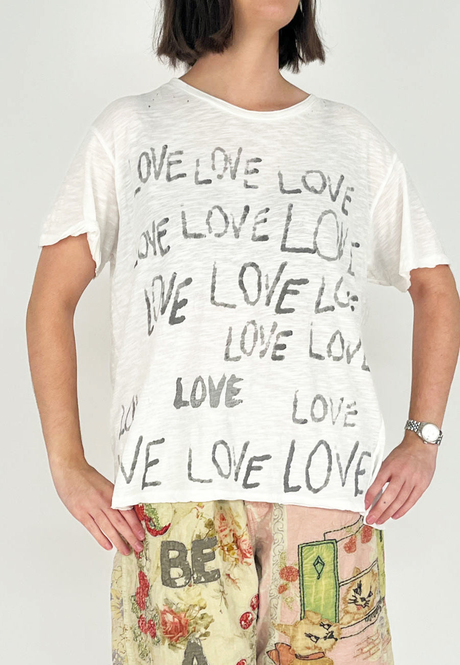 Magnolia Pearl Love Amor T-Shirt