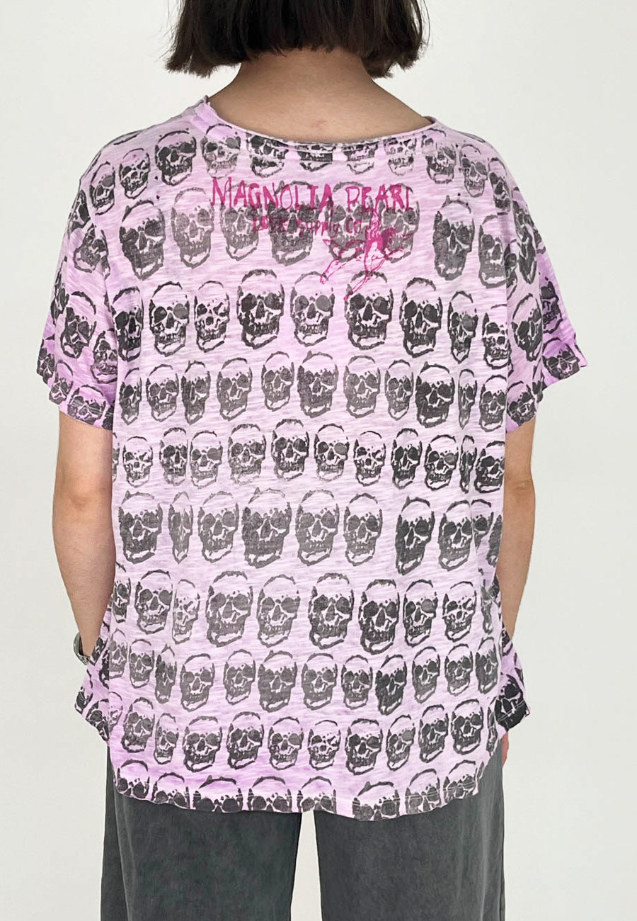 Magnolia Pearl Skulls T