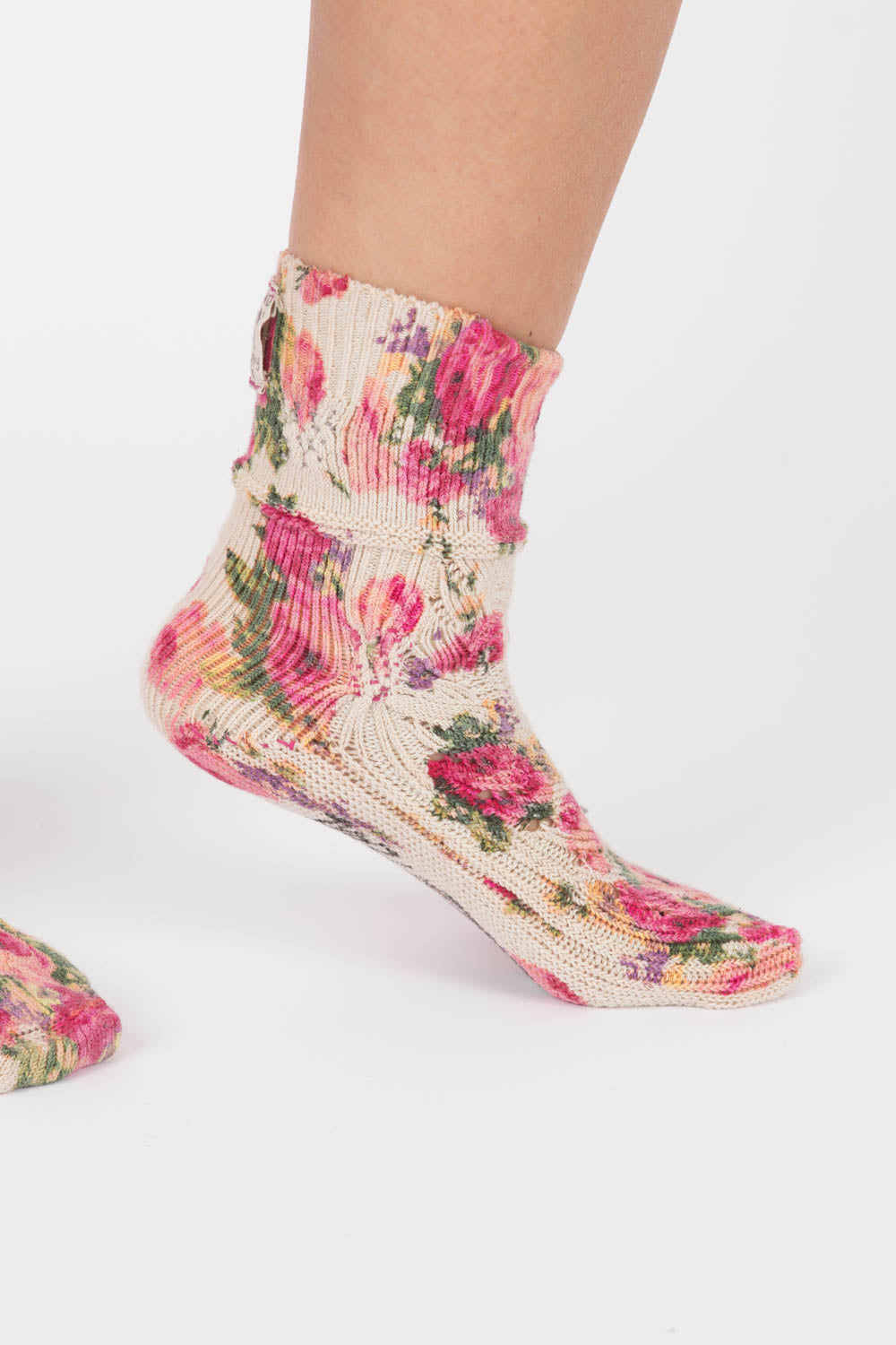 Magnolia Pearl Floral Lil Dipper Socks