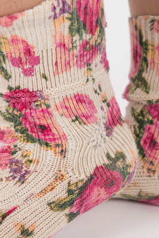 Magnolia Pearl Floral Lil Dipper Socks