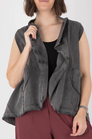 AMICI by Baci Vest