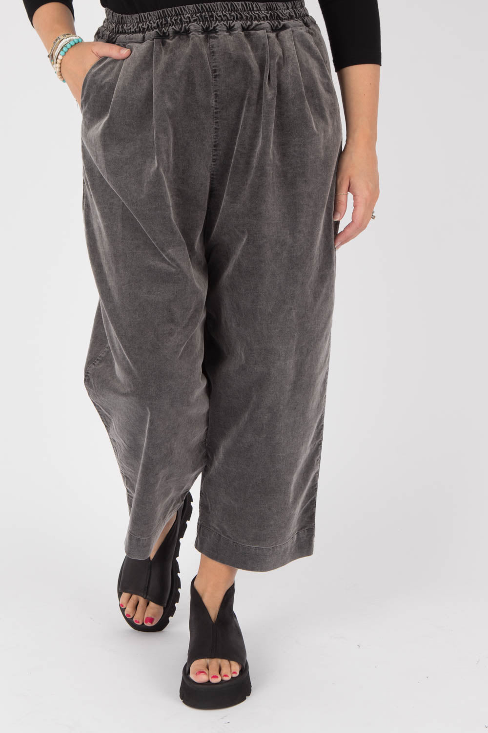 AMICI by Baci Velvet Pleated Trousers