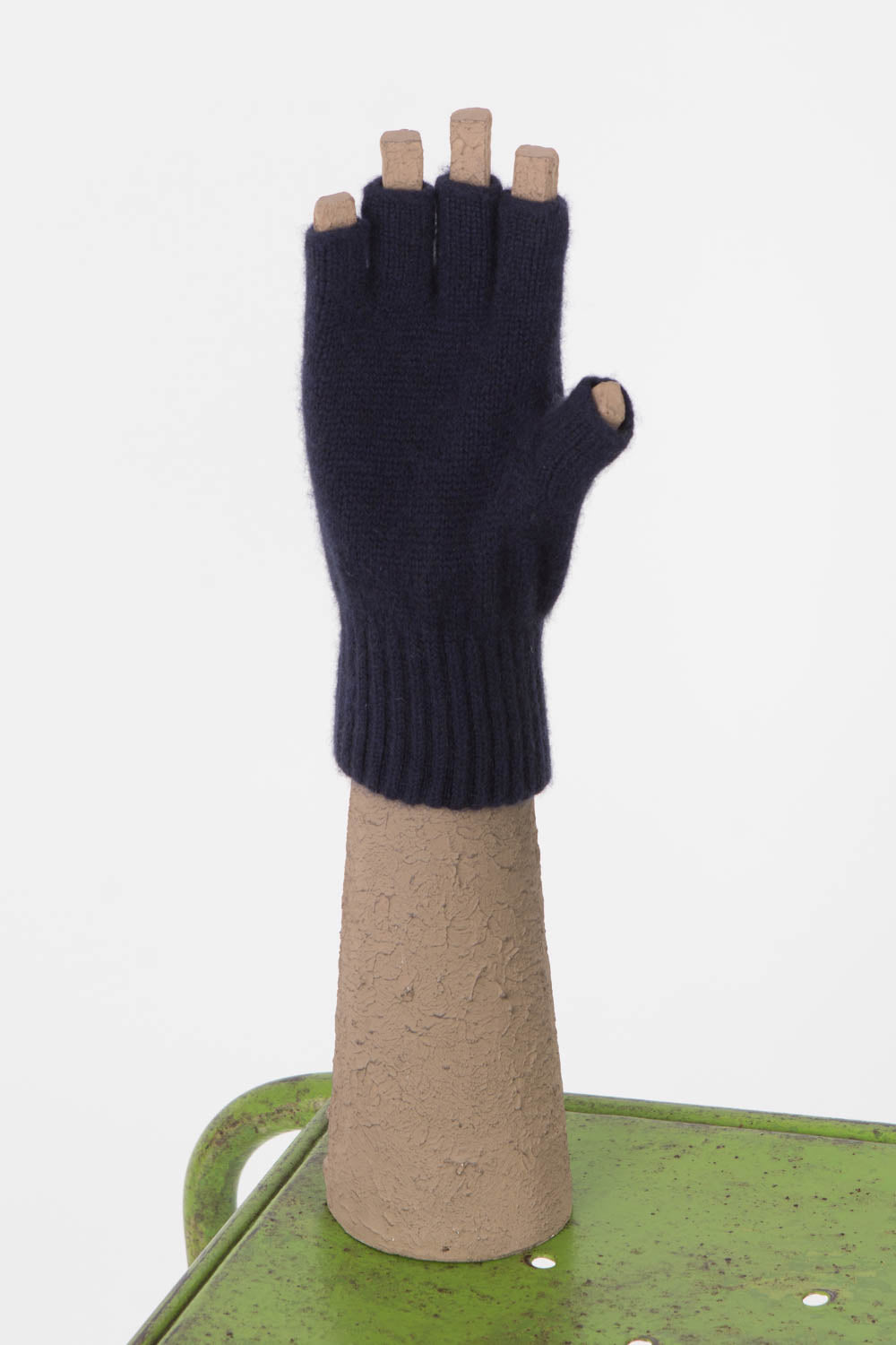 Capra Studio Vio Fingerless Glove