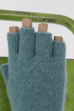 Capra Studio Vio Fingerless Glove