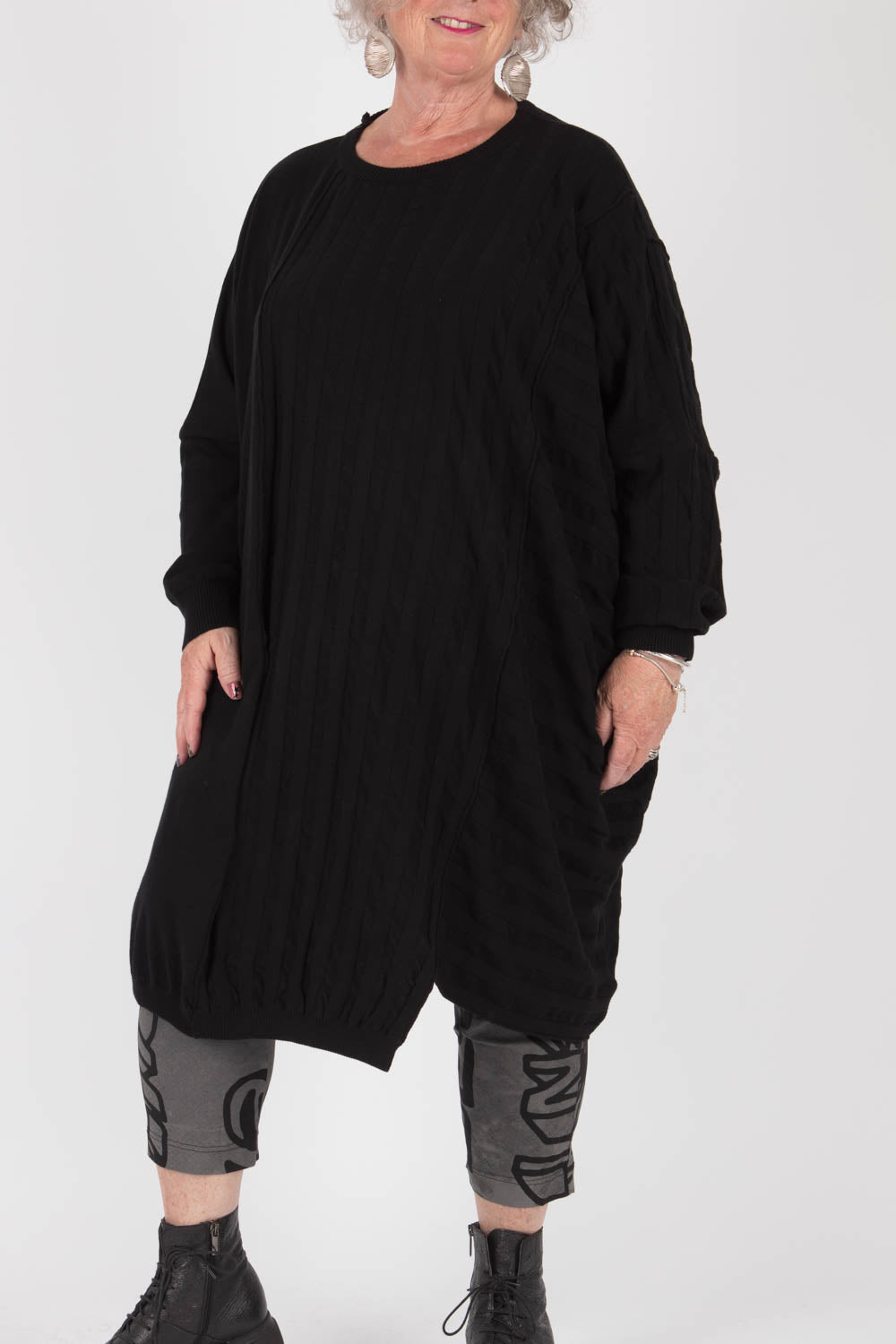 StudioB3 Frame Knit Tunic