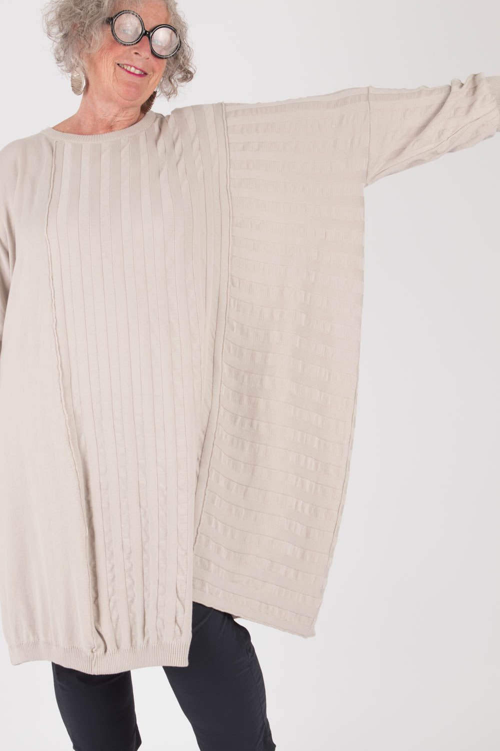 StudioB3 Frame Knit Tunic