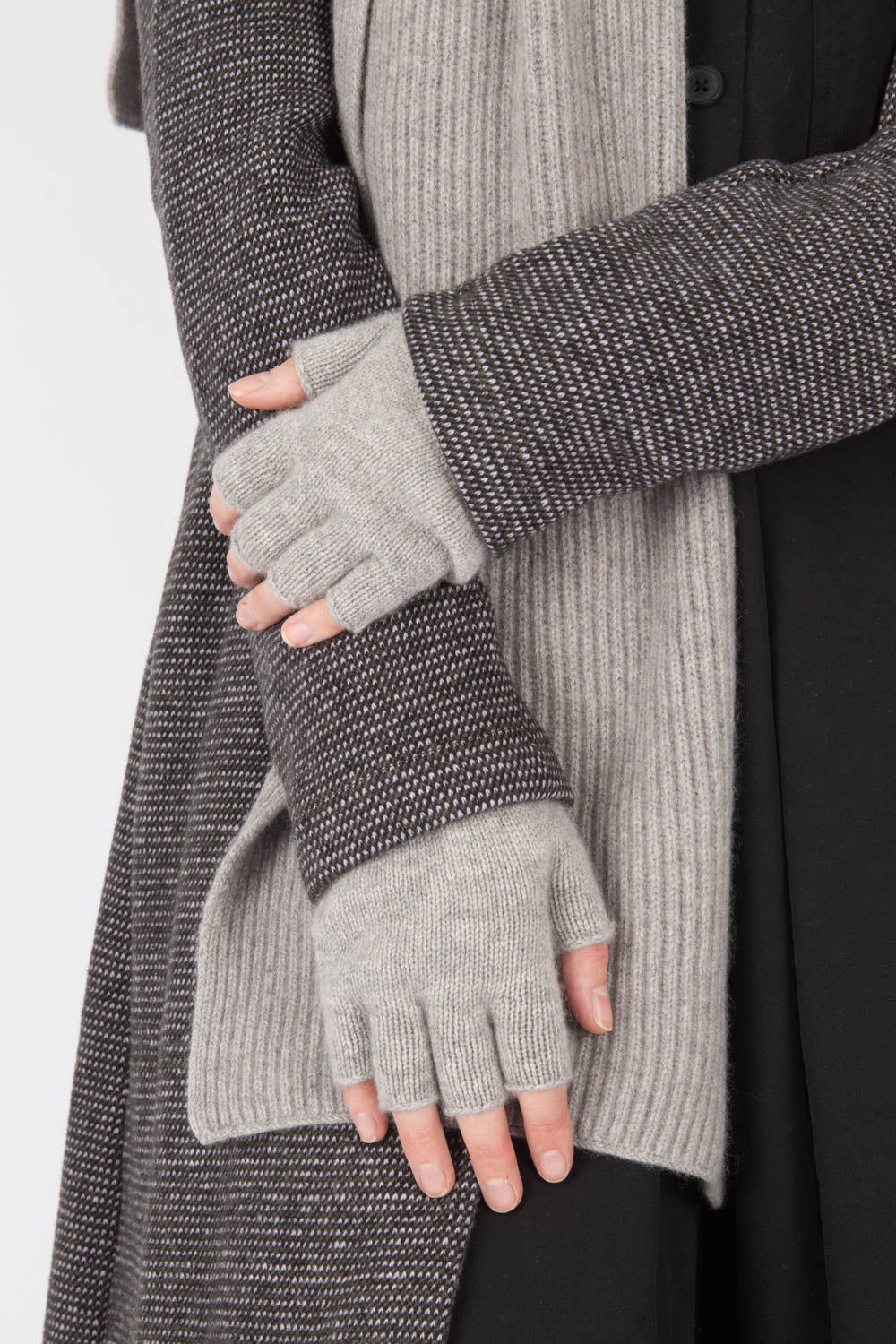 Capra Studio Vio Fingerless Glove