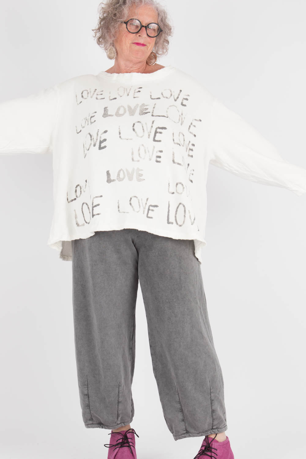 Magnolia Pearl Love Amor Nago Sweatshirt