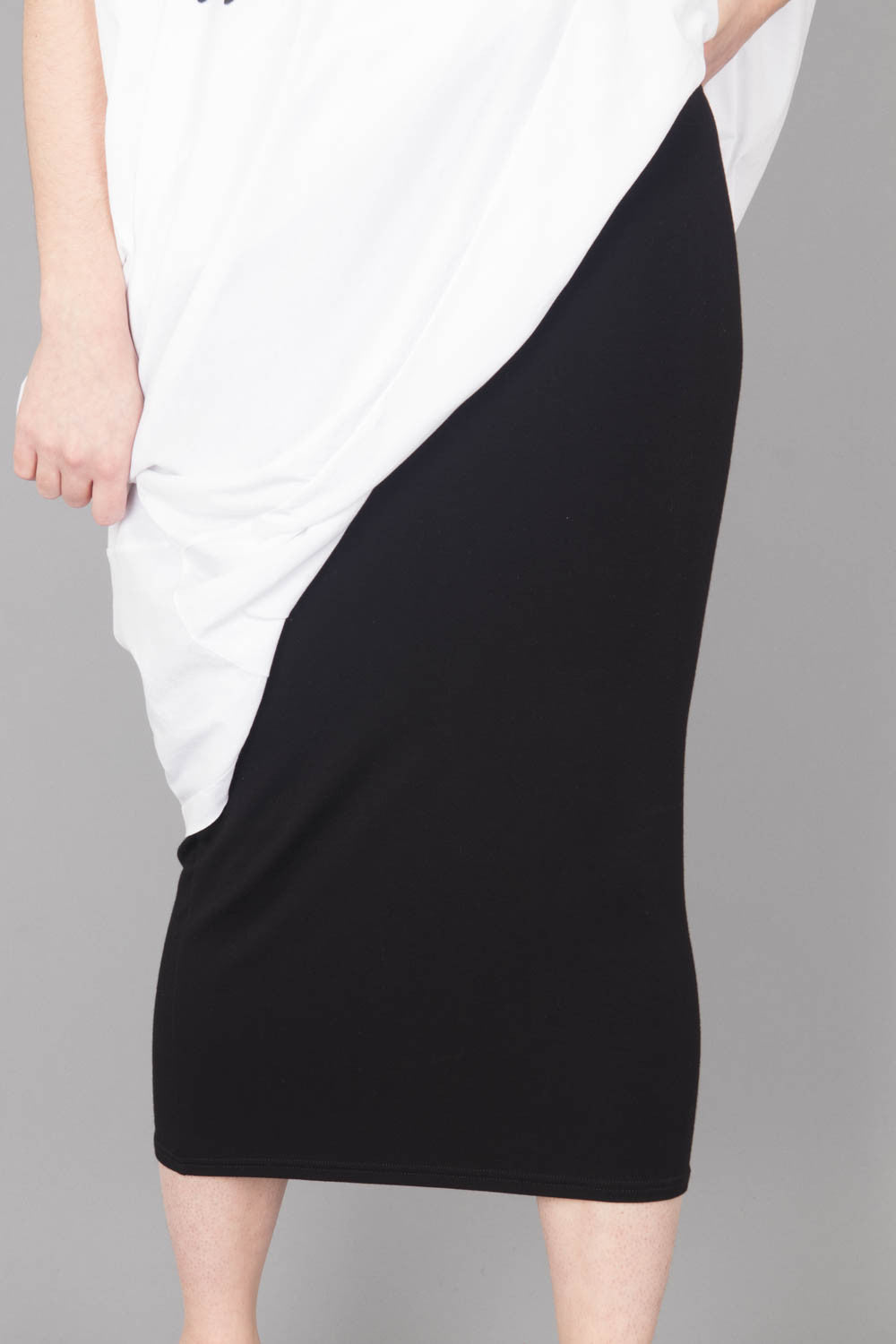 By Basics Tube Skirt