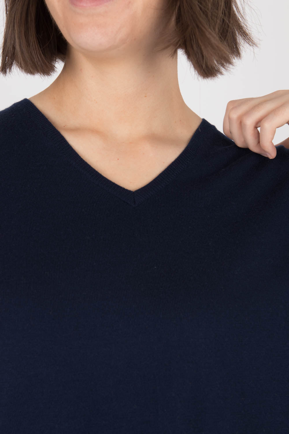 Maud & Sacha V Neck Merino Pullover