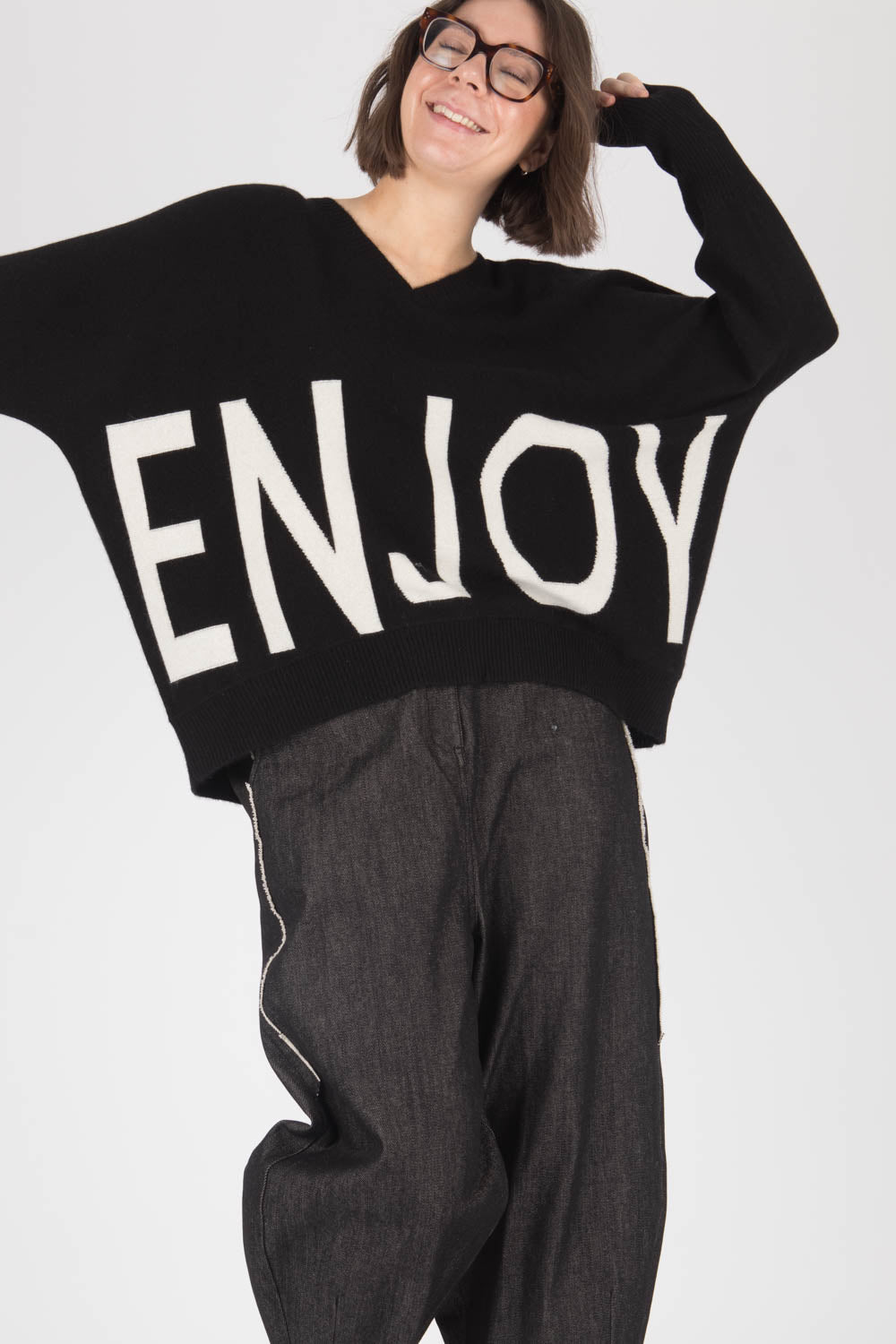 Estheme Enjoy V Neck Cashmere Pullover