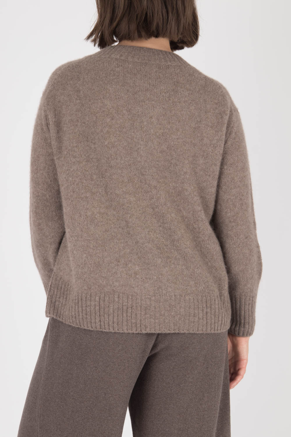 Estheme V Neck Cashmere/Silk Pullover