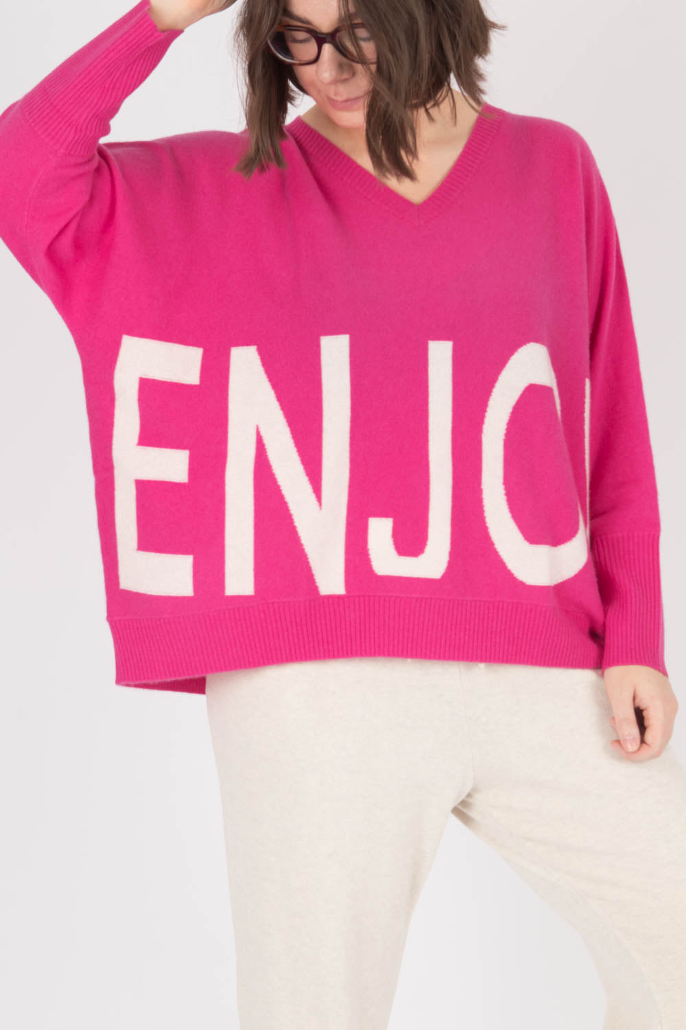 Estheme Enjoy V Neck Cashmere Pullover