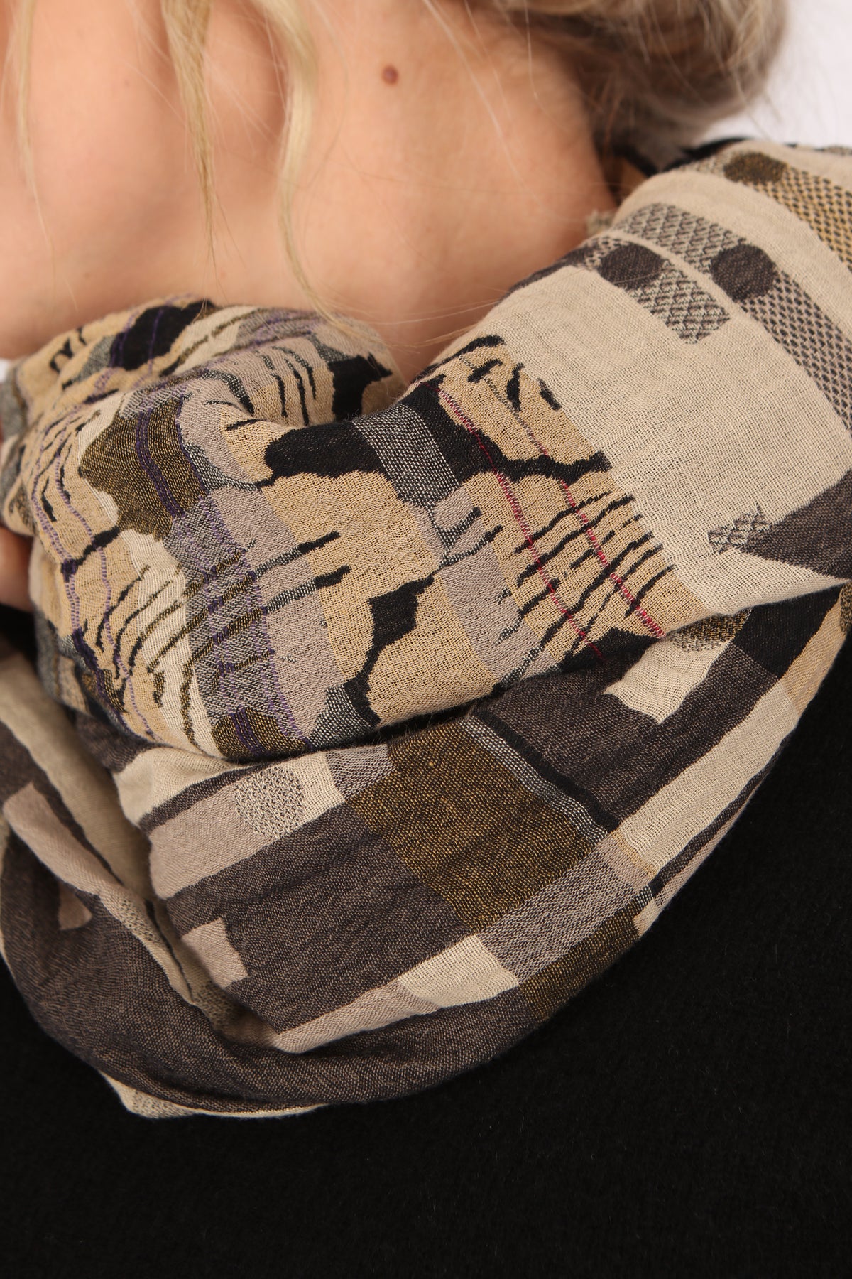 Letol Nicolas Scarf