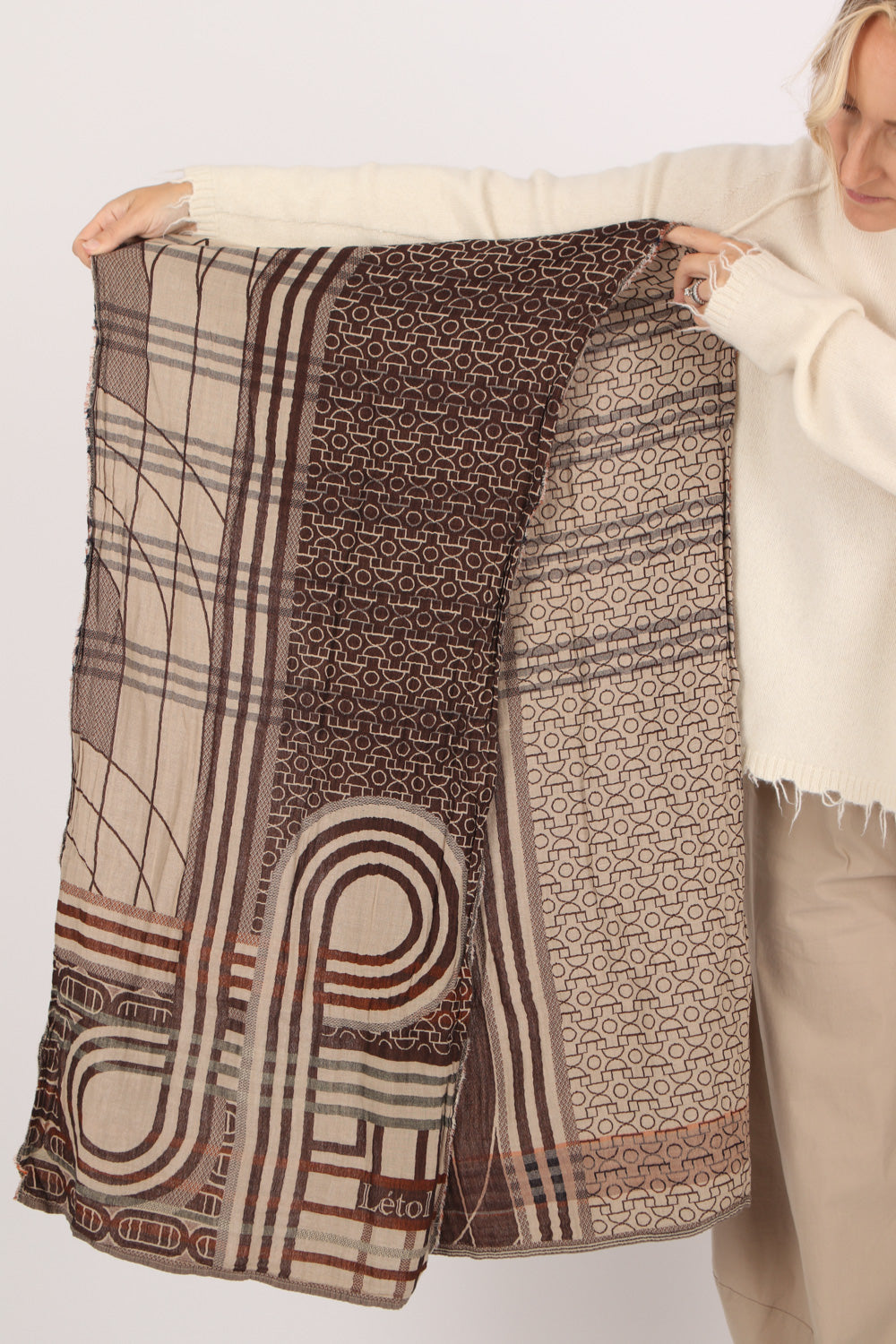 Letol Nelson Scarf