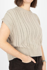 Neirami Sleeveless Knit