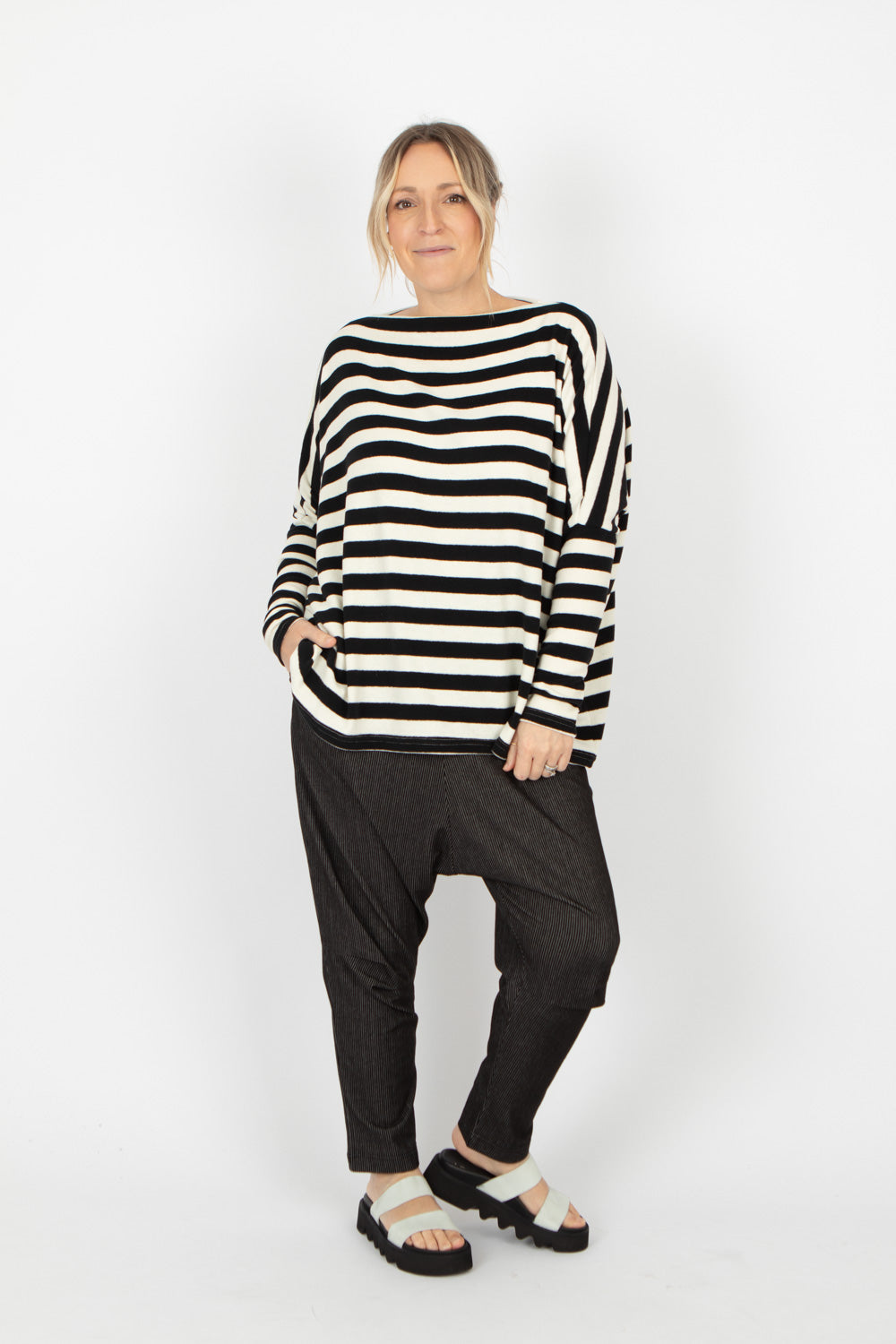 Neirami Boxy Sweater