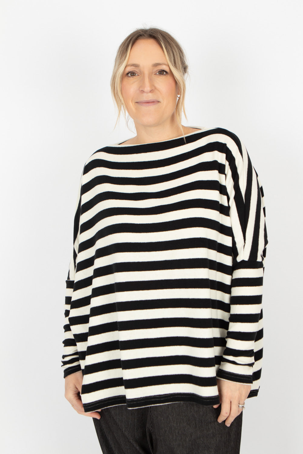 Neirami Boxy Sweater