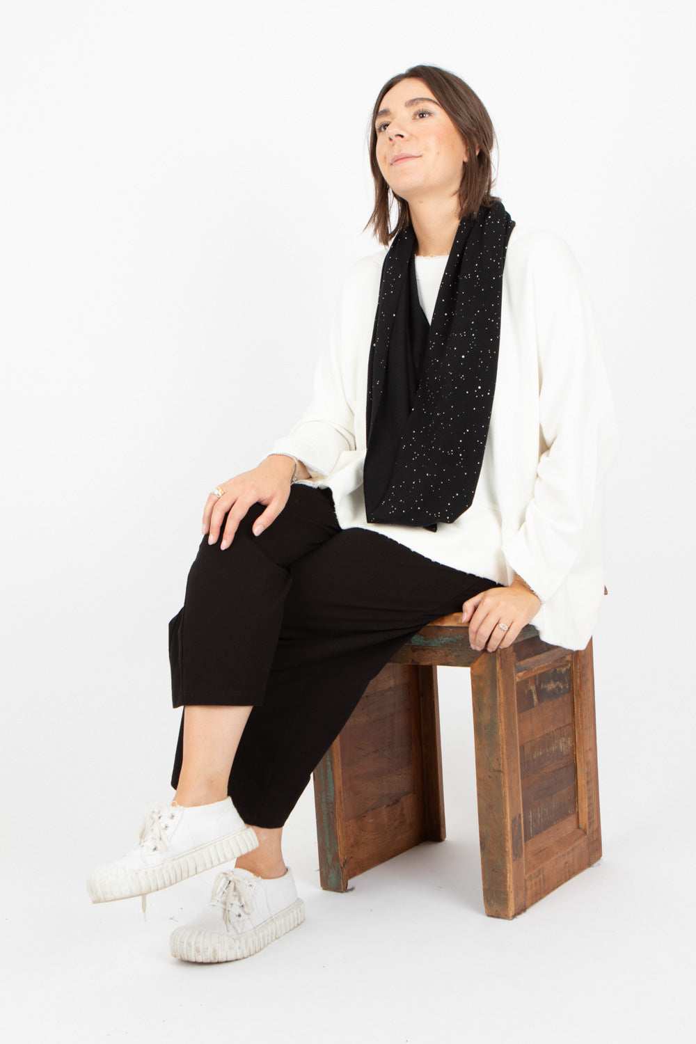 Neirami Neck Scarf