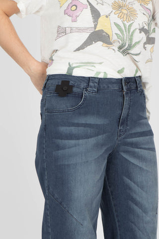 PLU Curved Jeans