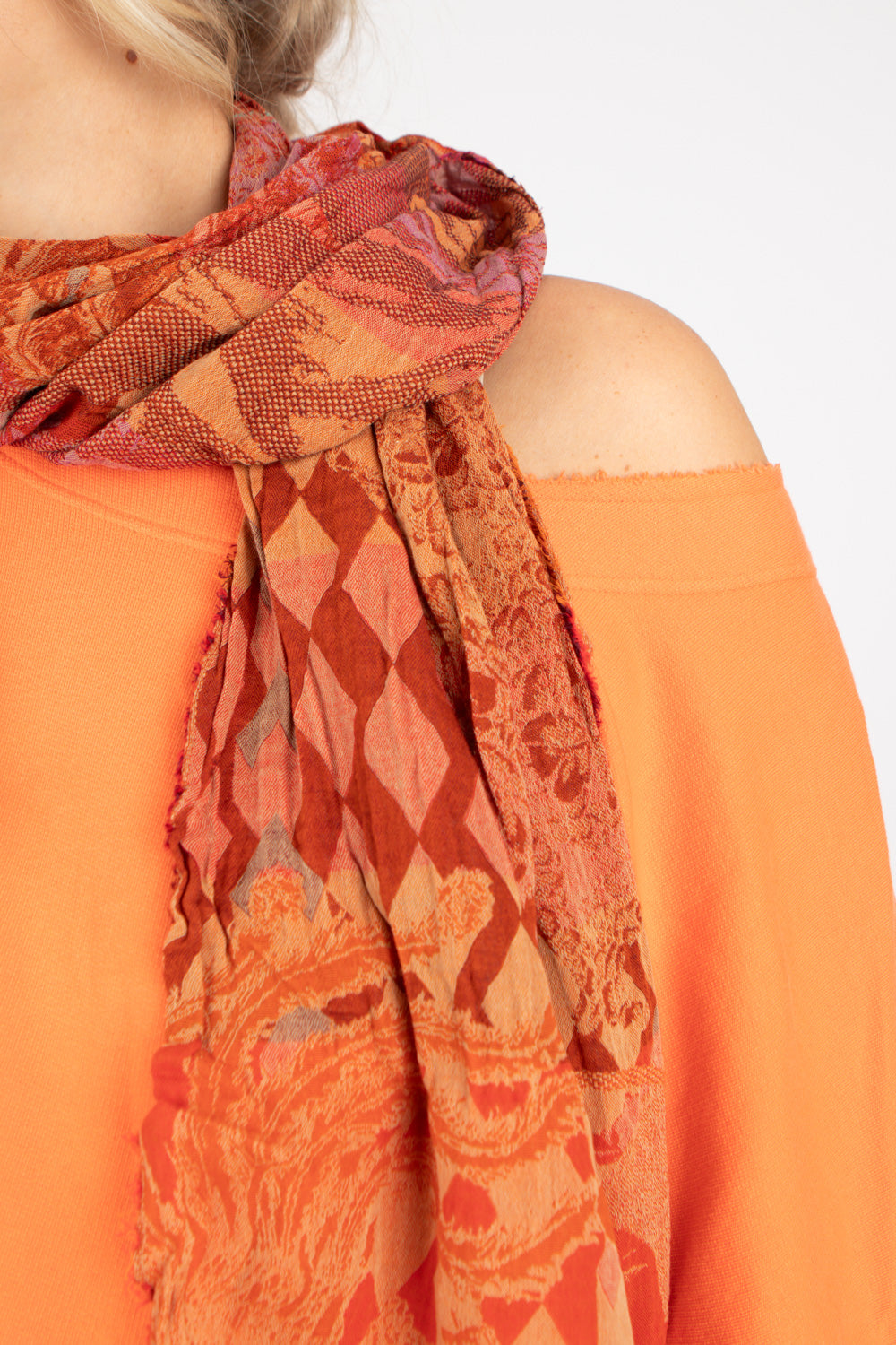 Letol Philippine Scarf
