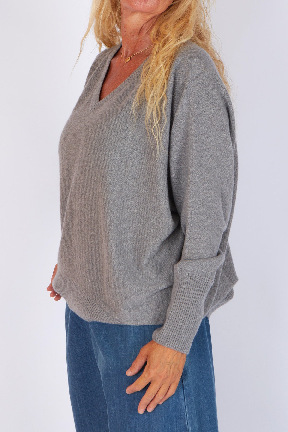 Capra Studio Grace Pullover