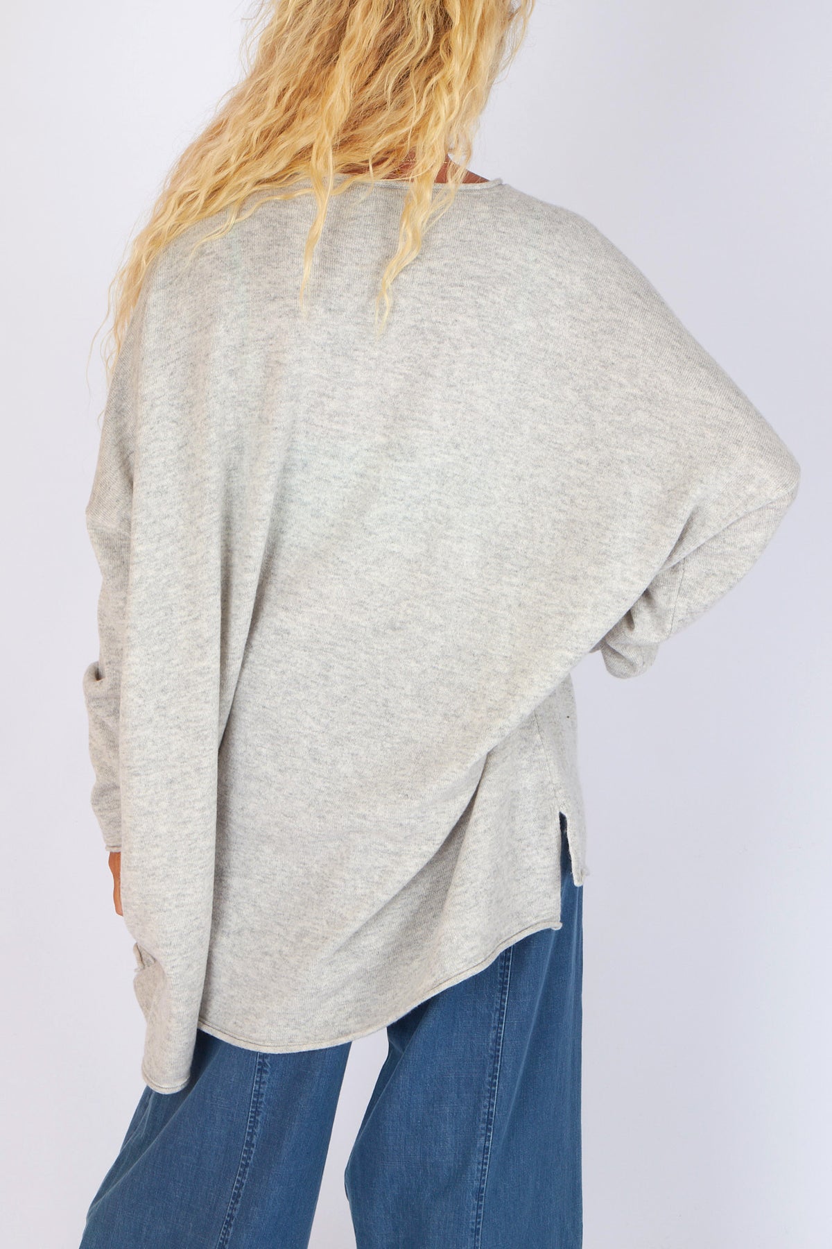 Capra Studio Mira Pullover