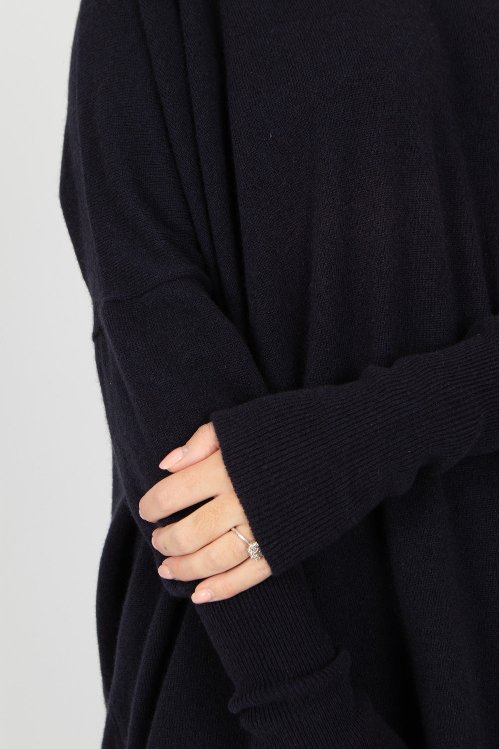 Capra Studio Ruby Pullover